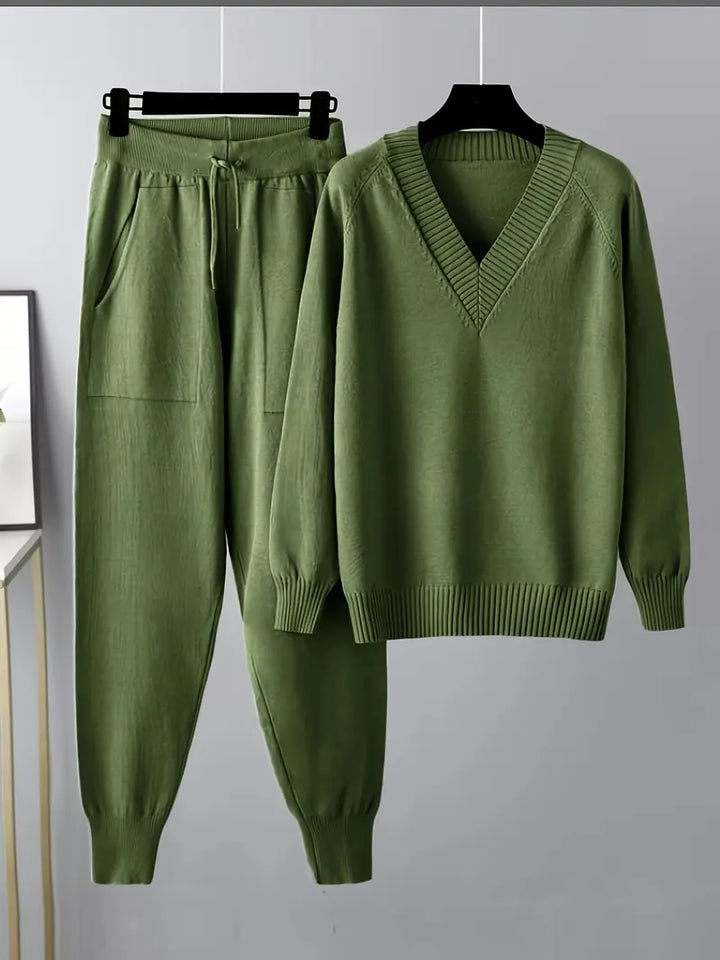 Madison | Two-Piece Set with v-neck