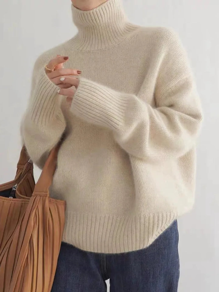 Amanda | Elegant Turtleneck