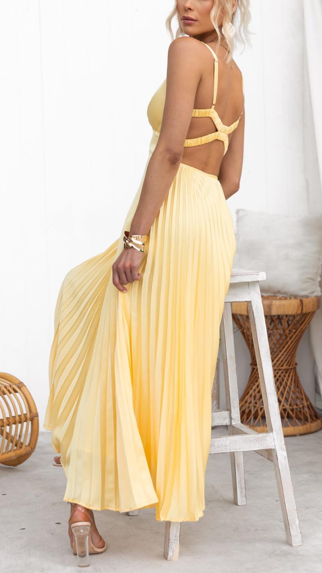 Sonja | Elegant Pleated Maxi Dress