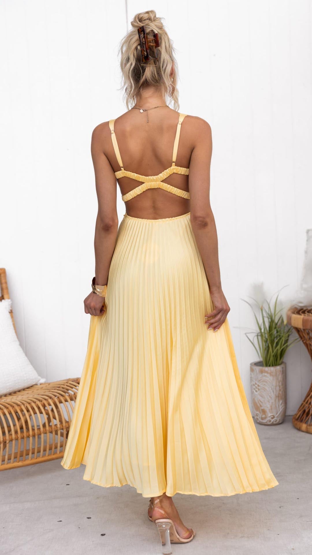Sonja | Elegant Pleated Maxi Dress
