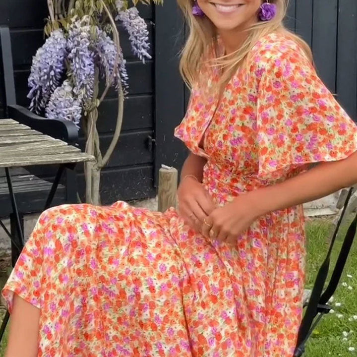 Camilla | Floral Dress with V-Neck